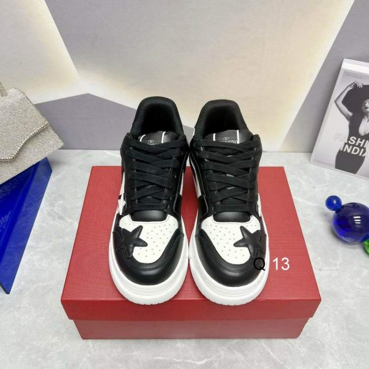 Picture of Valentino Shoes _SKUValentinosz35-454CYM100120024